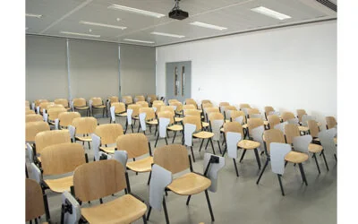 Active Learning Layouts: Why Comfortable Classroom Chairs Matter for Engagement